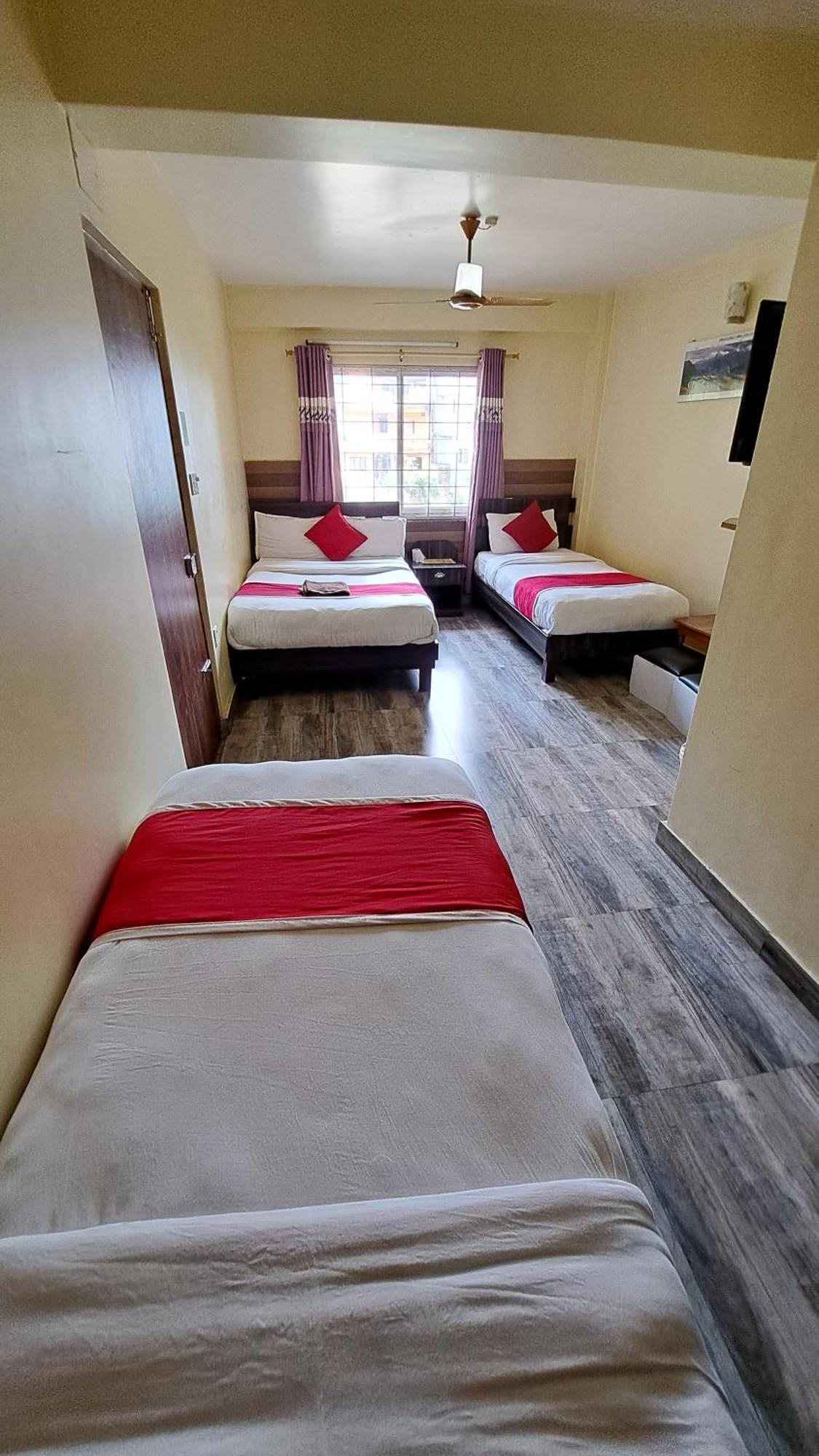 Hotel Elite Pokhara Eksteriør bilde